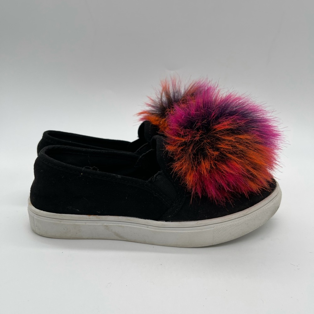 Stevies Flat Slip ons with Pom poms
